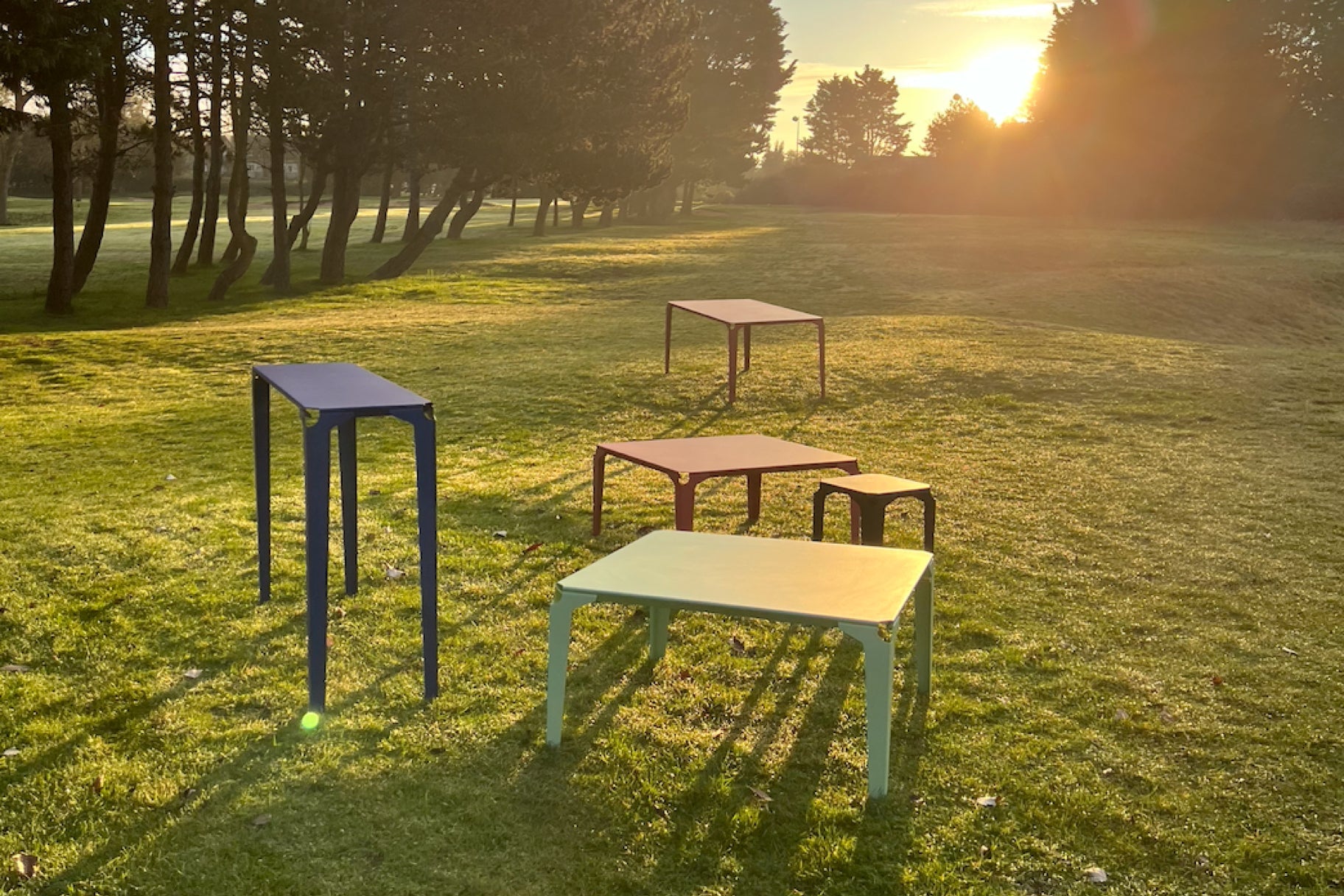 mobilier extérieur atelier percheron au milieu de la nature
