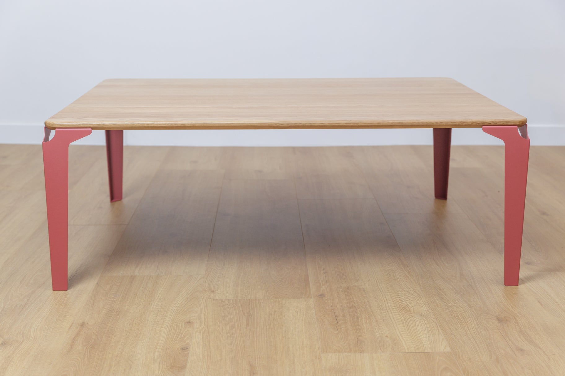 table basse bois et acier Biarritz rectangle de couleur rose