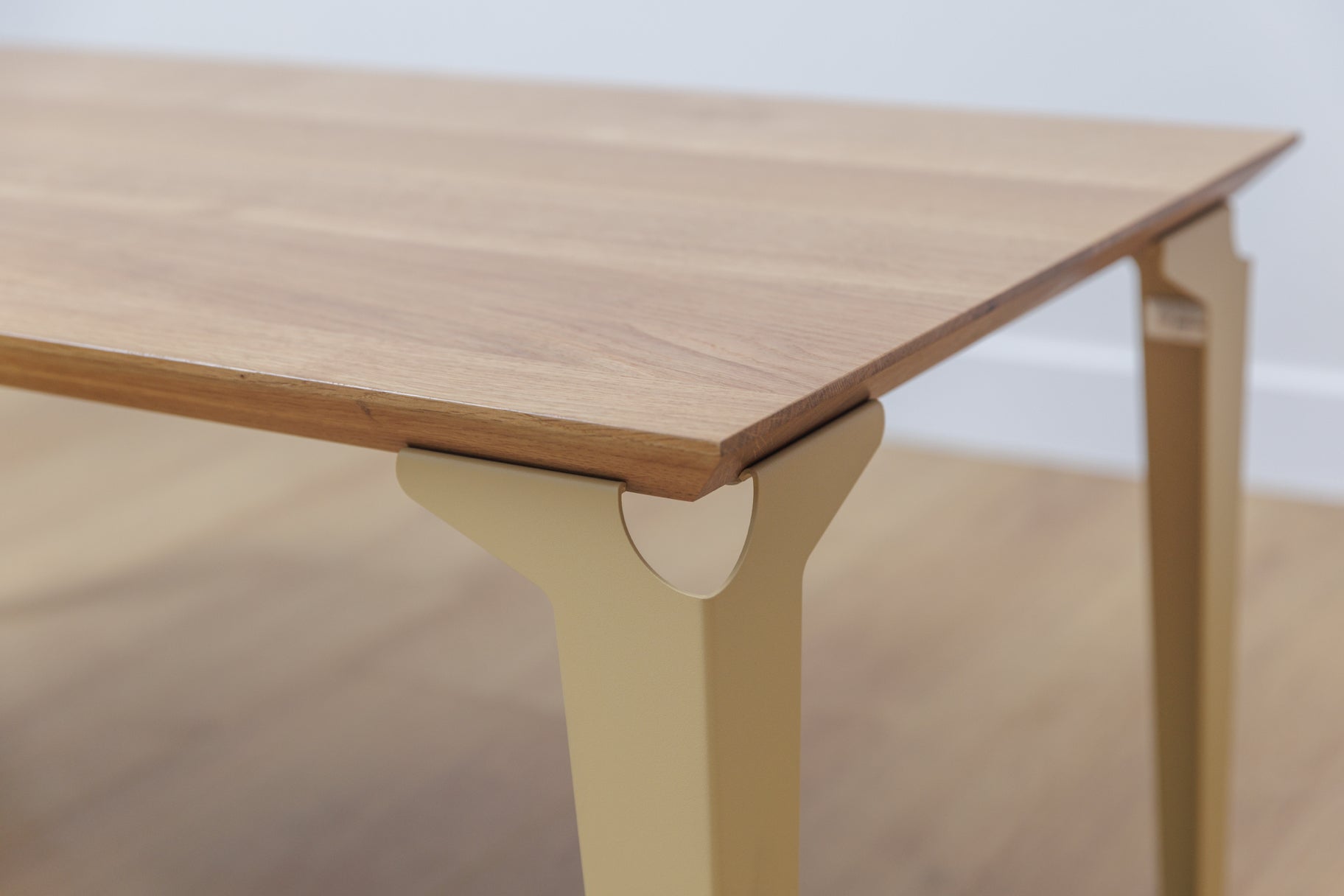 table basse bois et acier beige Laval - atelier percheron