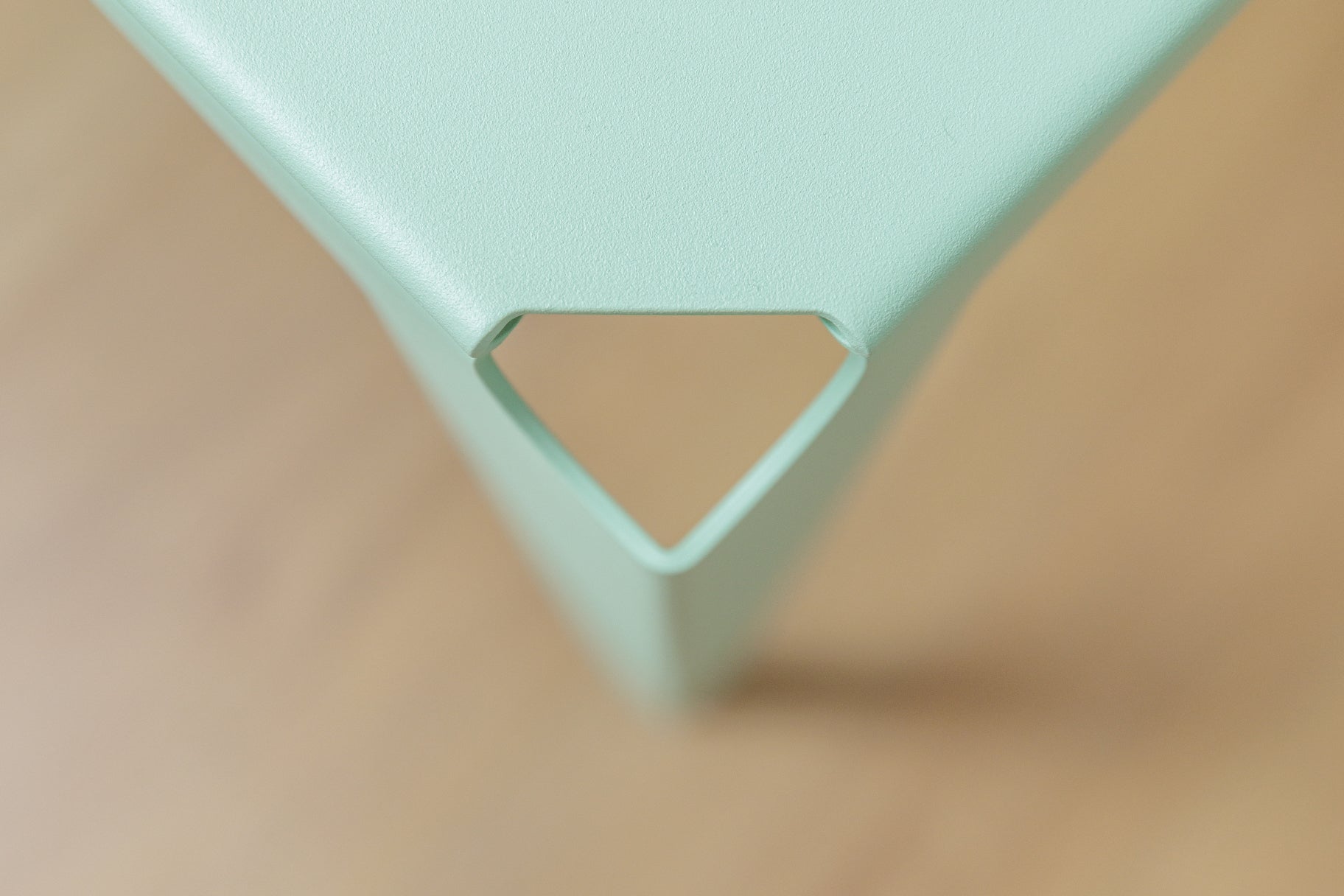 Table à manger acier vert pastel Nantes - atelier percheron