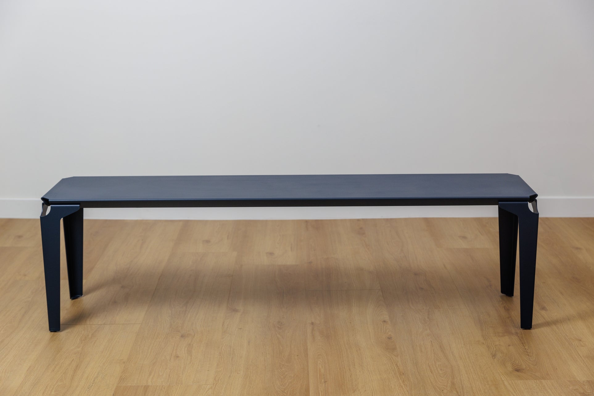 Banc acier thermolaqué bleu acier Toulouse - Atelier percheron