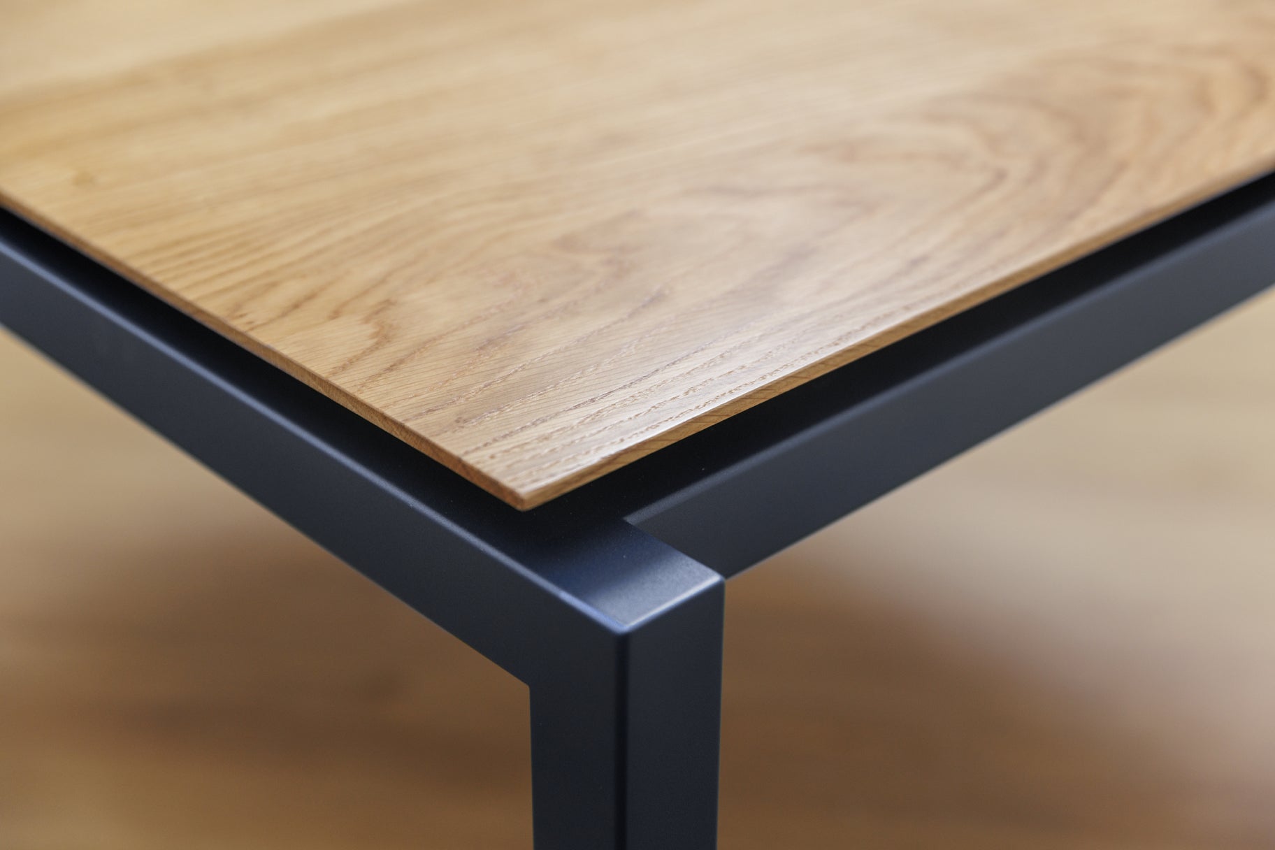 coin table basse Tours couleur bleu acier