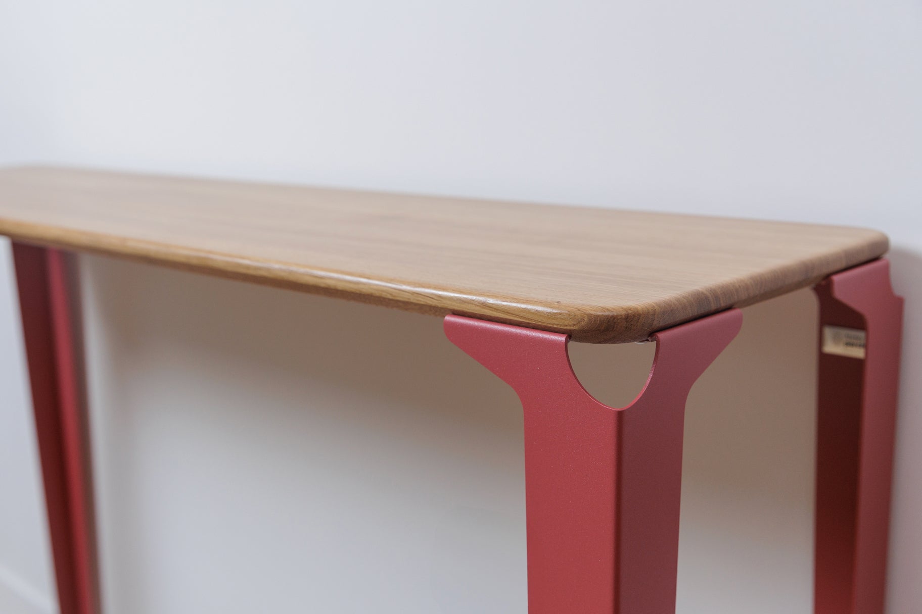 console Vittel plateau bois massif de chêne et pieds acier rose