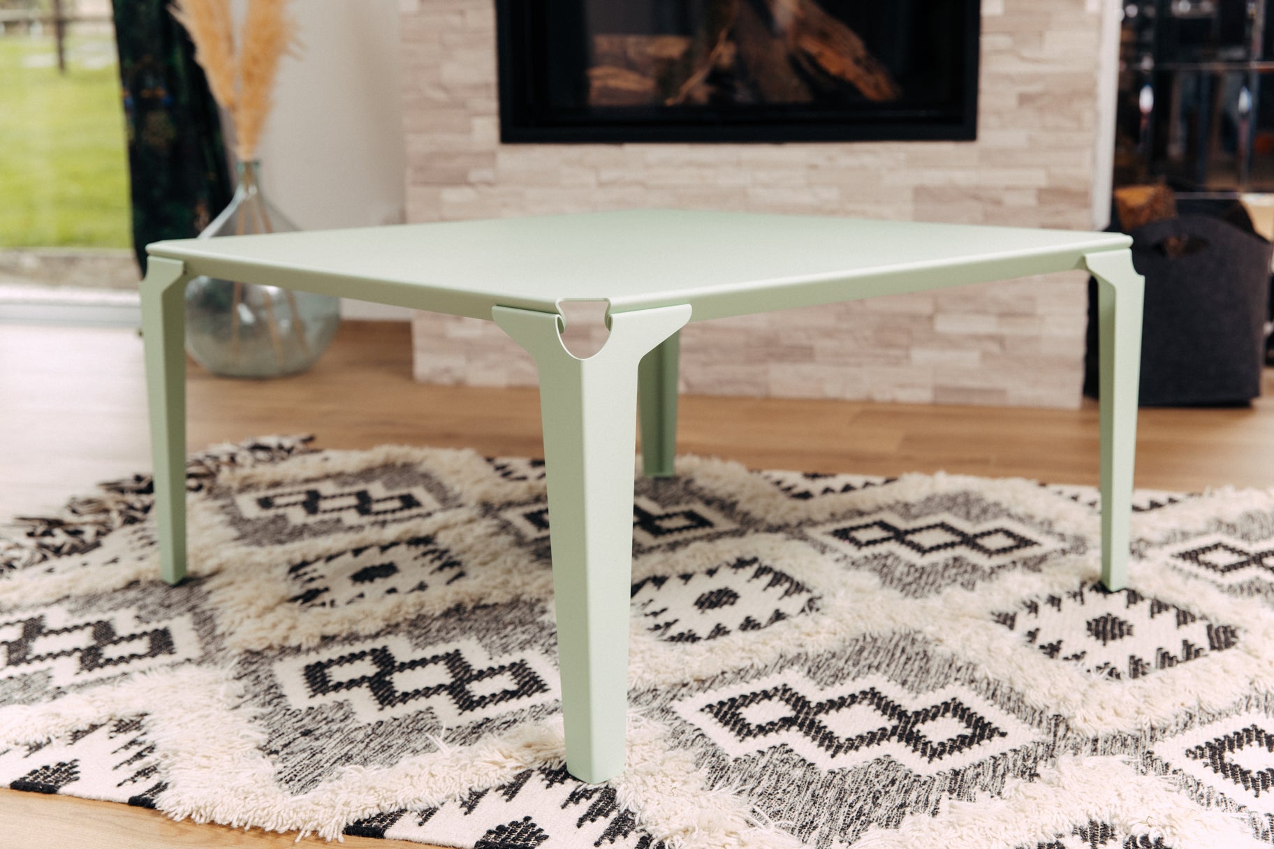 Table basse jullouville couleur vert pastel