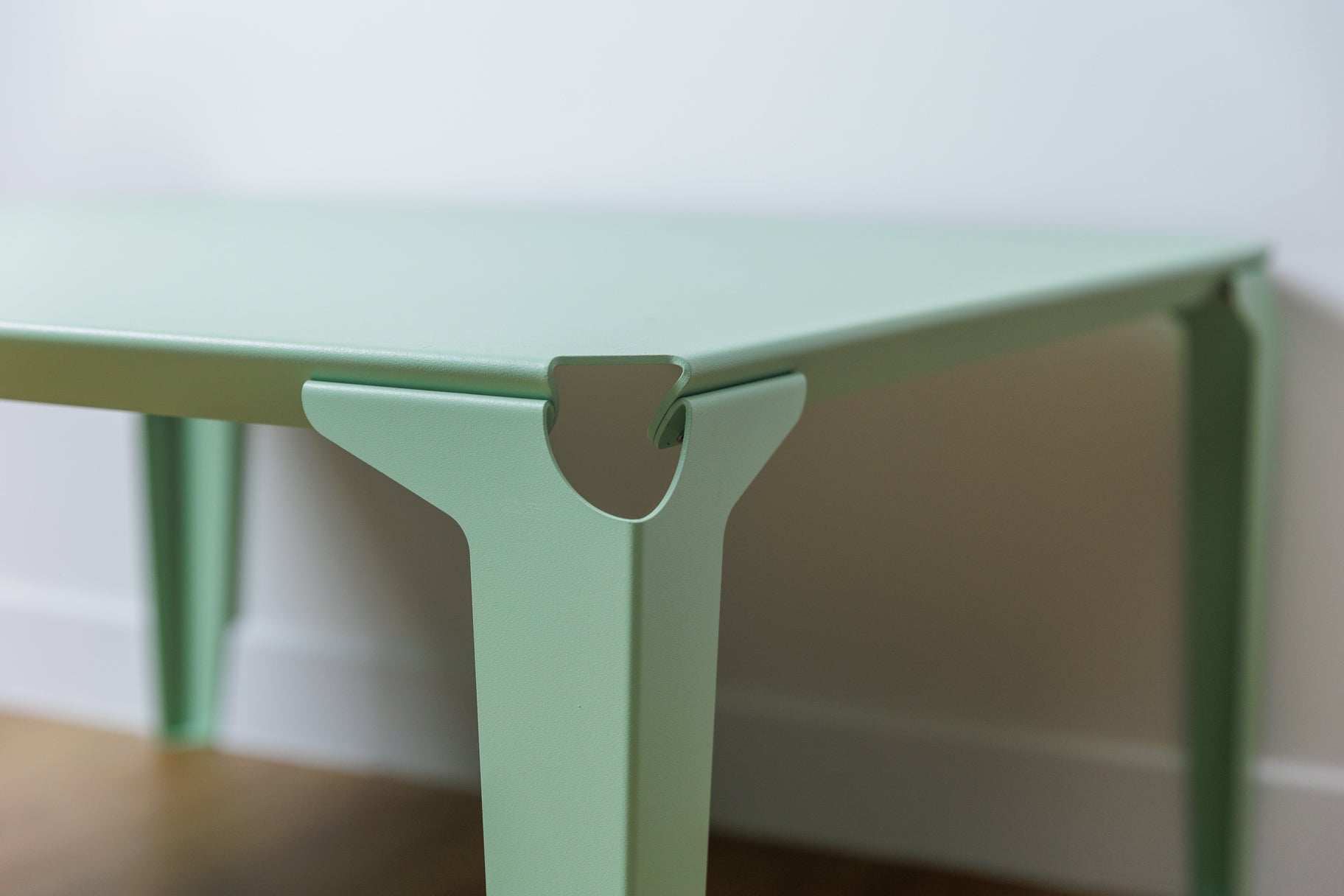 Table basse jullouville couleur vert pastel