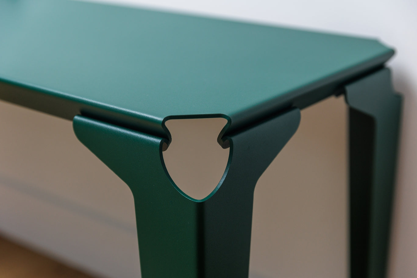 Banc acier thermolaqué vert mousse Toulouse - Atelier percheron